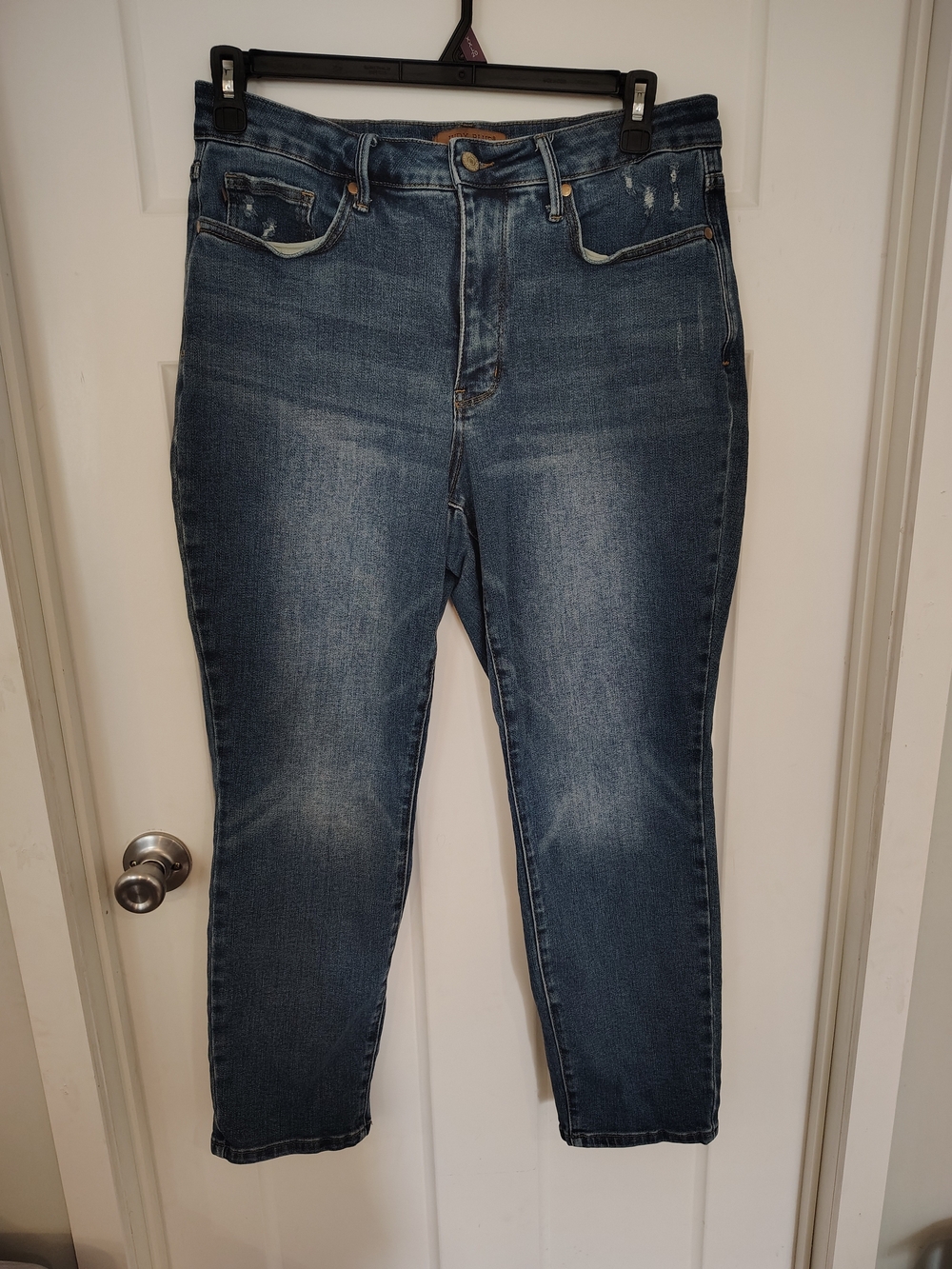 Judy Blue Mid-Rise Denim Jeans